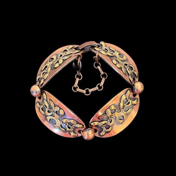 Vintage Copper Metal Bracelet & Earrings Set - Picture 2 of 5